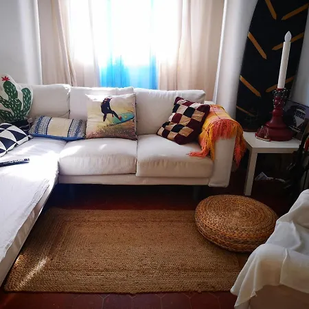 Caparica Surf ゲストハウス コスタ・ダ・カパリカ