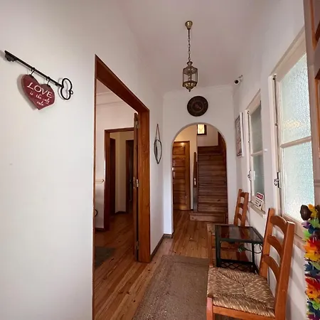 Caparica Surf ゲストハウス コスタ・ダ・カパリカ