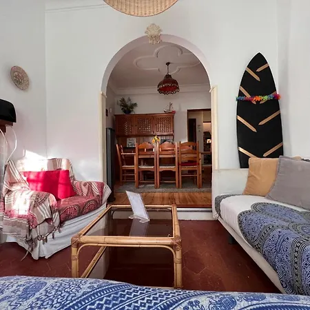 Caparica Surf ゲストハウス コスタ・ダ・カパリカ