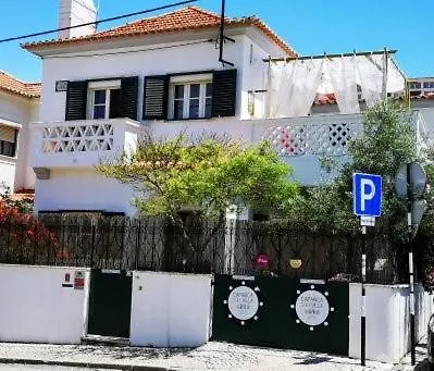 게스트하우스 Caparica Surf