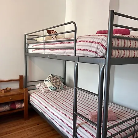 Pensión Caparica Surf *