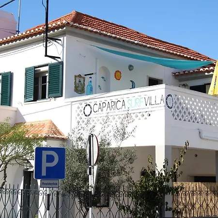 Pensión Caparica Surf