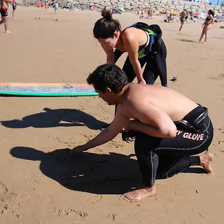 Caparica Surf Guest house