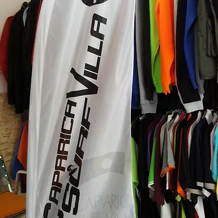 Caparica Surf 게스트하우스