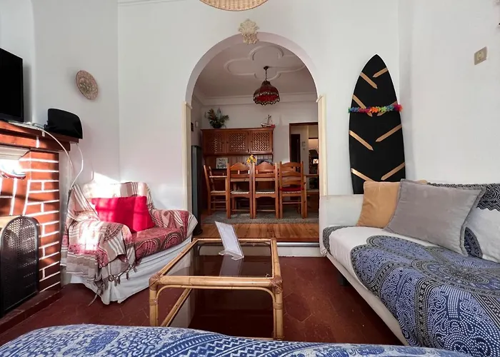 Caparica Surf בית הארחה קוסטה דה קפאריקה