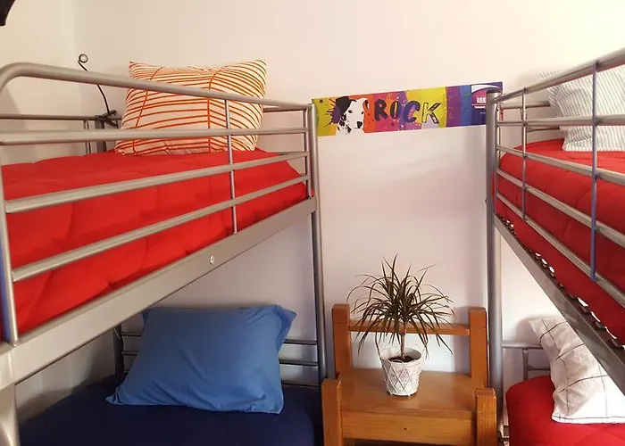 Πανσιόν Caparica Surf *